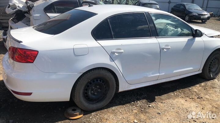 Volkswagen Jetta 6 2013 г 1.6 АКПП CFN на запчасти