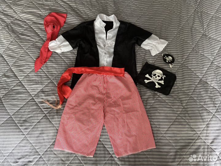 Детский карнавальный костюм пирата новогодний