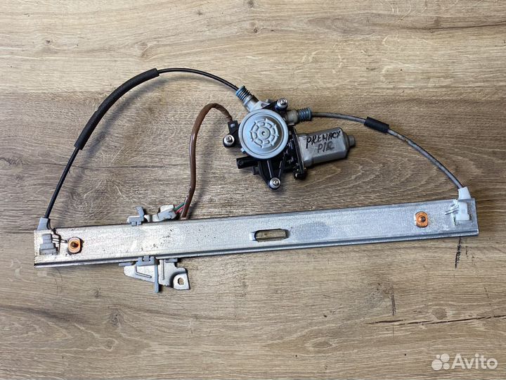 Mazda премаси передний правый стеклоподъёмник