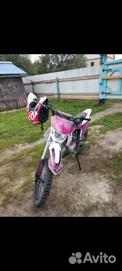 Мотоцикл питбайк