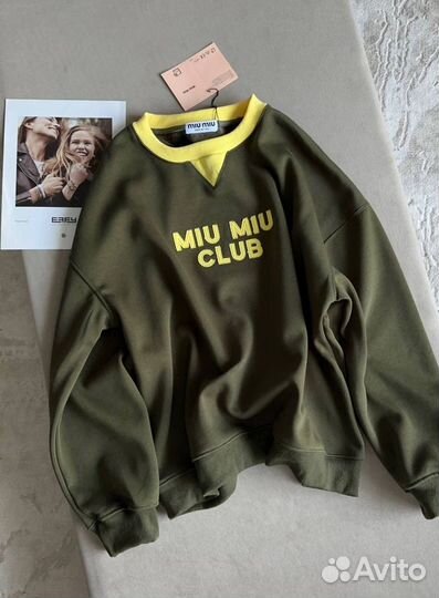 Топовый свитшот Miu Miu