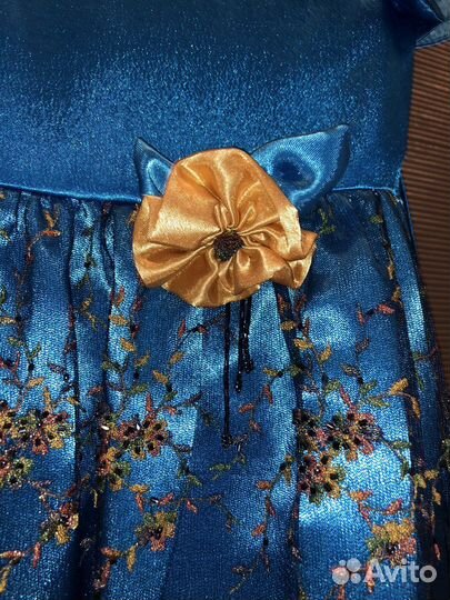 Нарядное платье для девочки 92