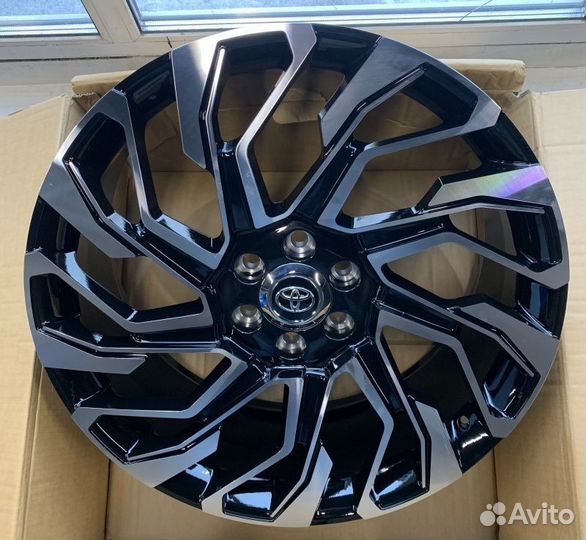 Диски кованные lexus LX600 LC300 r22