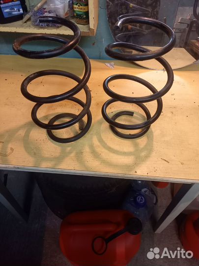 Пружины передней и задней подвески на аутлендер 3