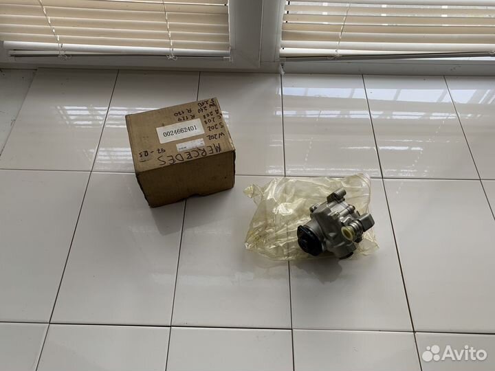 Насос гидроусилителя Mercedes W163 W220 98-05