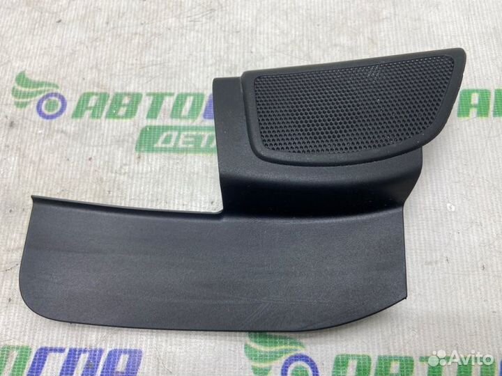 Крышка динамика передняя левая Ford Focus DW10C