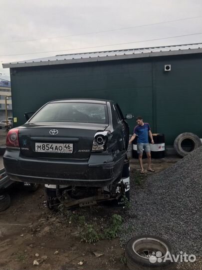 Запчасти на Тойоту авенсис