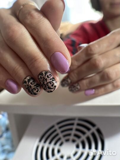 Маникюр на дому