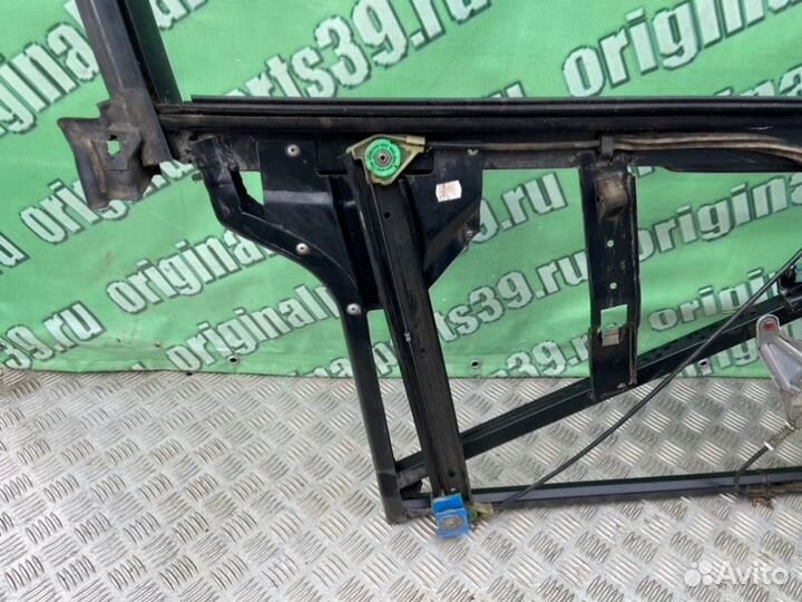 Стеклоподъемник передний правый Audi A6 C5 avant