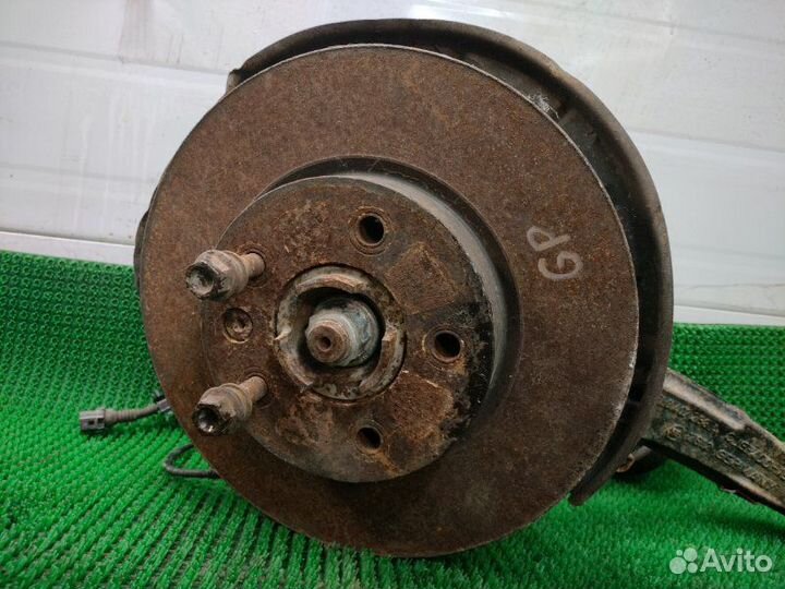 Кулак поворотный передний правый Volkswagen