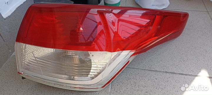 Задний правый блок фонаря для Форд Куга 2 Дорест