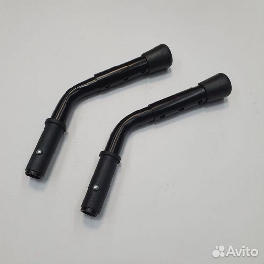 Антиопрокидыватель инвалидной коляски