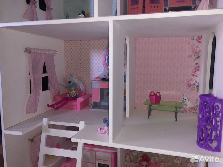 Домик кукольный