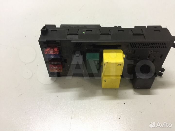 Блок предохранителей Mercedes W210