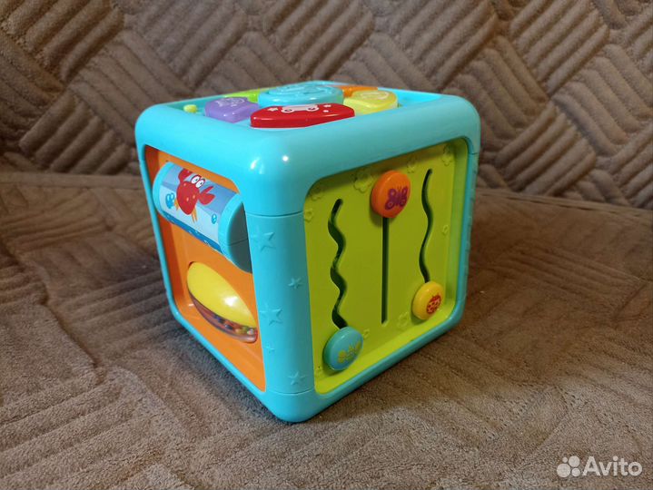 Развивающие игрушки для малышей