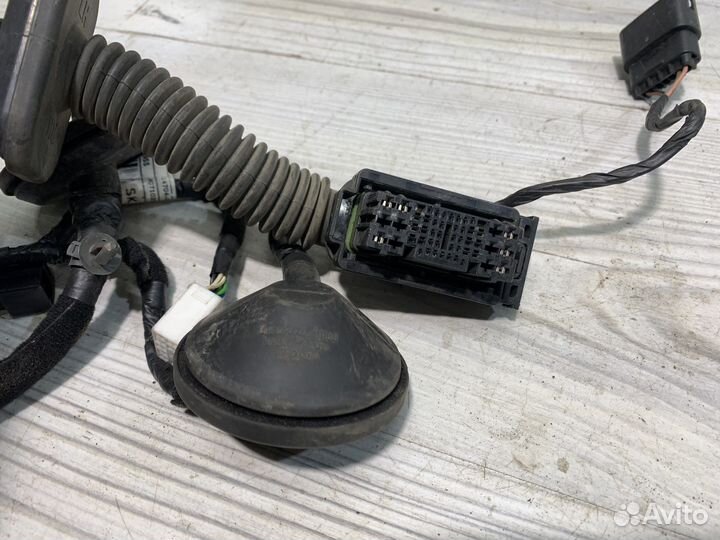 Жгут проводов передней правой двери KIA Ceed 2012