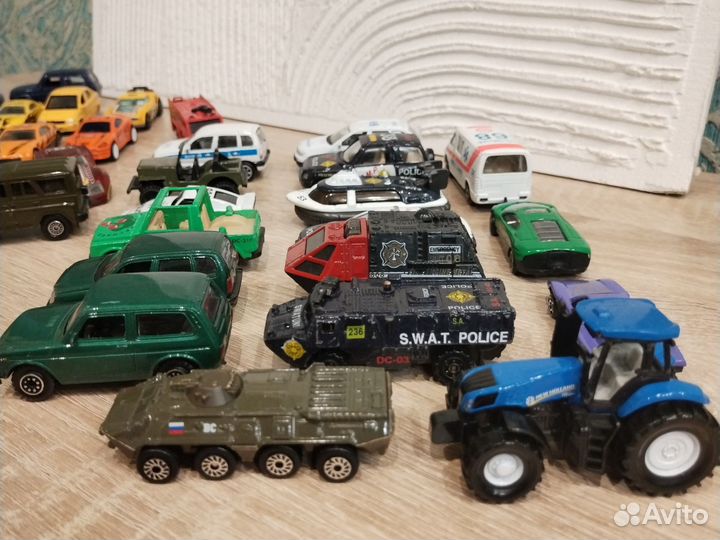 Игрушечные машинки
