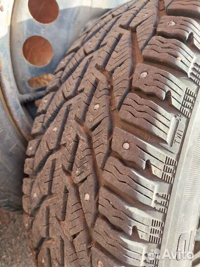 Kormoran Stud 2 205/55 R16 94T
