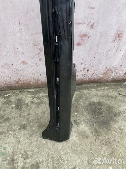 Toyota Camry 50 накладка порога правый