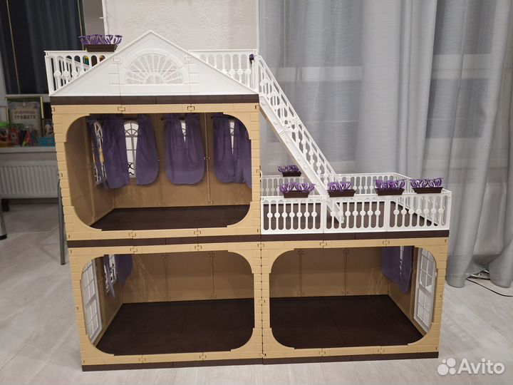 Домик кукольный