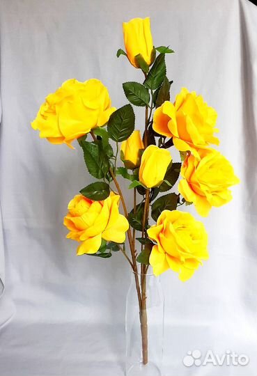 Искусственные цветы розы. 70 см. Ветка розы