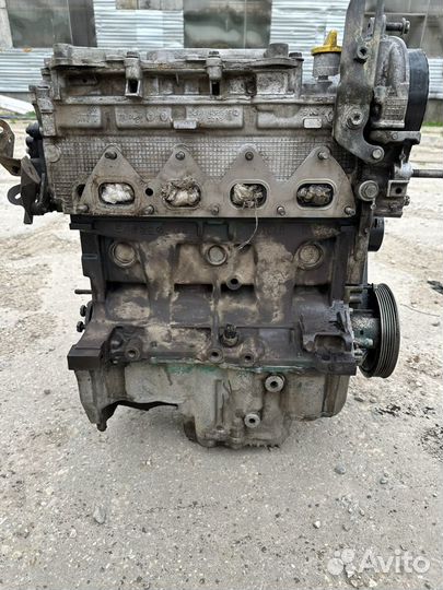 Двигатель Renault Megane 2 K4M812