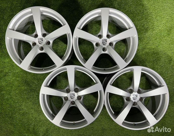 Одноширокие, кованные диски Porsche Macan, r18 9J