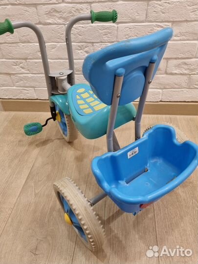 Детский трехколесный велосипед