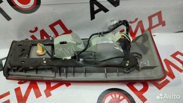 Фонарь правый Toyota Corona Premio ST210 3S-FSE