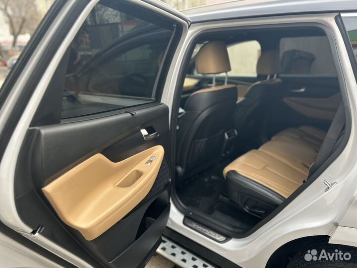 Hyundai Santa Fe 2.5 AT, 2021, 26 000 км