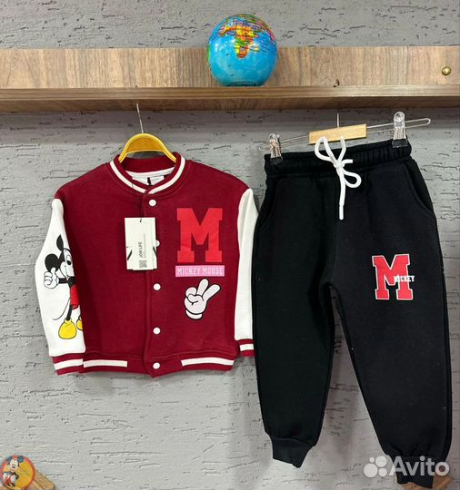 Спортивный костюм