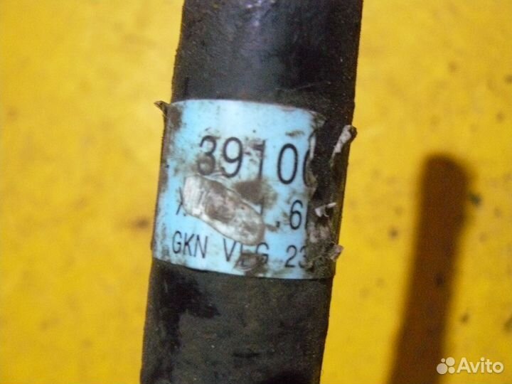 Вал приводной правый АКПП Nissan Tiida C11 2010г