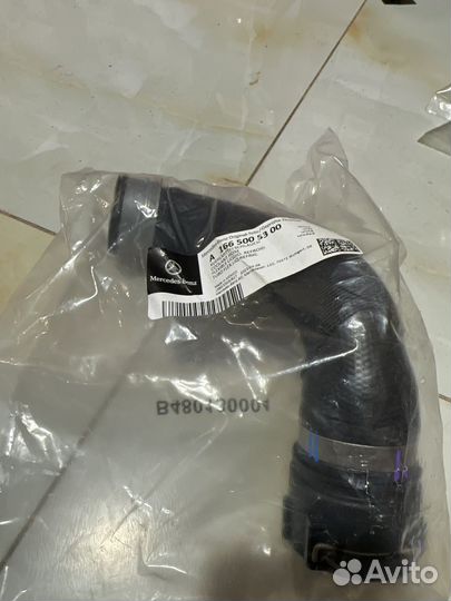 Патрубок система охлаждения на Mercedes