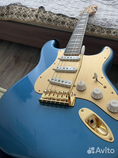 Электрогитара Fender Squier 40th Anniversary