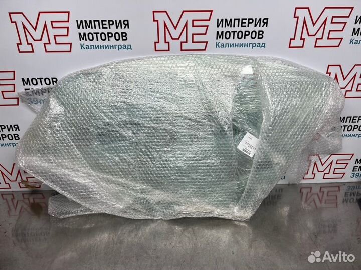 Стекло двери переднее левое Renault Sandero 1 2012