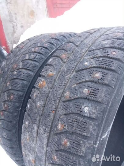 Bridgestone Ice Cruiser 5000 205/55 R16