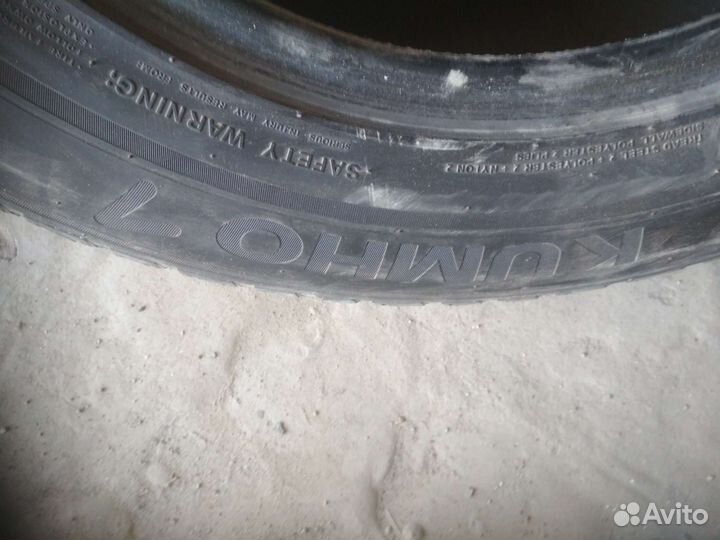 Kumho Crugen Premium KL33 235/65 R18