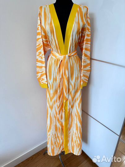 Накидка с желтым