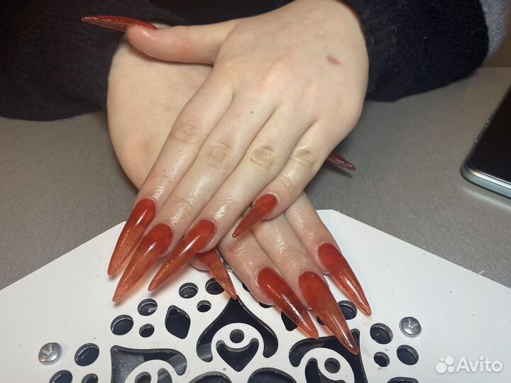 Маникюр, педикюр и наращивание ногтей