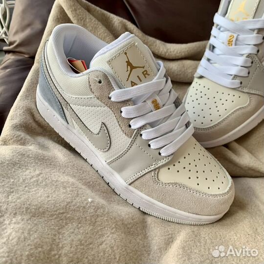 Nike Air Jordan 1 low Paris (Все Размеры)