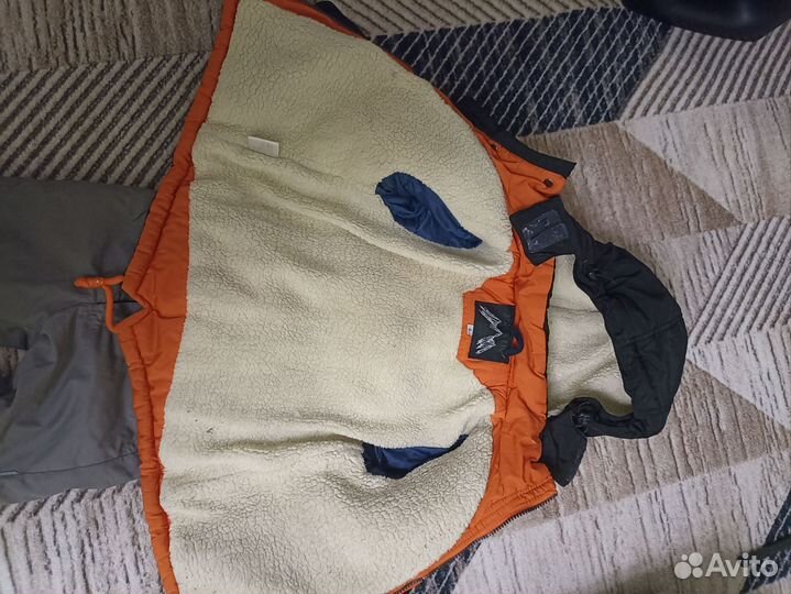 Демисезонный костюм 98