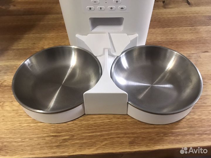 Автоматическая кормушка для кошек