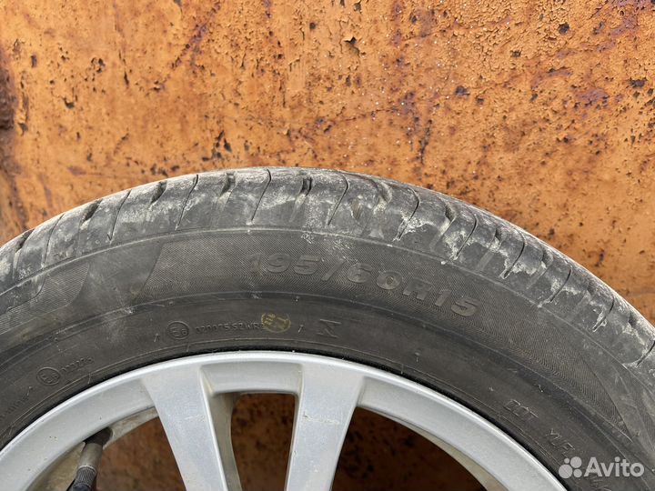 Колеса в сборе R15 летние