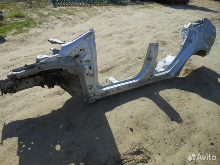 Боковина левая с лонжеронами для Ford Focus III