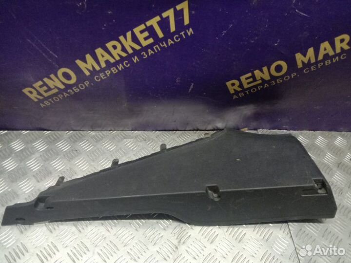 Обшивка багажника боковая задняя левая Renault