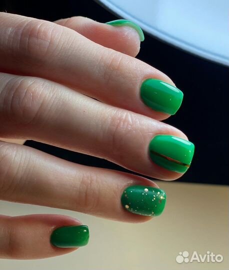 Маникюр, педикюр, брови