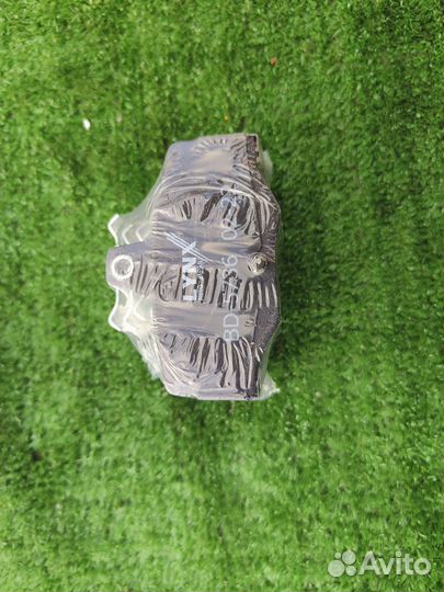 Колодки тормозные задние новые Nissan almera n16