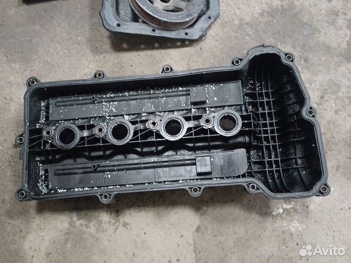 Клапанная крышка g4fa 1.4