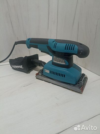 Плоскошлифовальная машина Makita BO3710