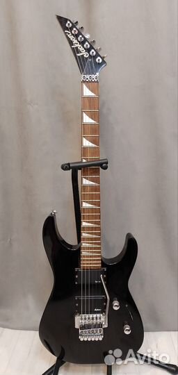 Электро гитара Jacson Dinky